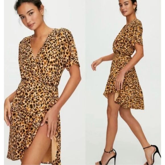 Aritzia Dresses & Skirts - Aritzia Babaton leopard print wallace wrap dress size S